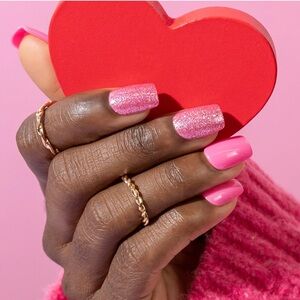 ⭐️NEW Red Aspen nails